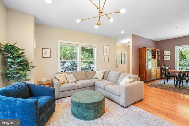 Dining room, Interior, Living room, Pendant Lights, Recessed Lighting, Wood Texture Flooring