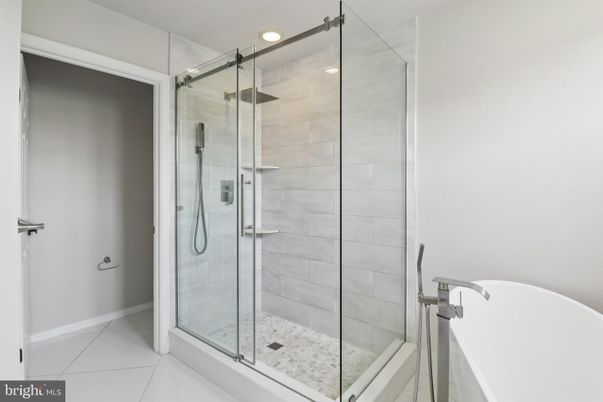 Bathroom, Free Standing Baths, Glass Shower, Interior, Recessed Lighting