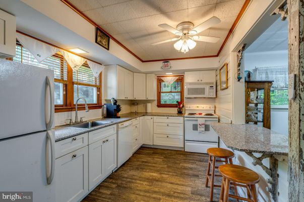 Interior, Kitchen, Wood Texture Flooring