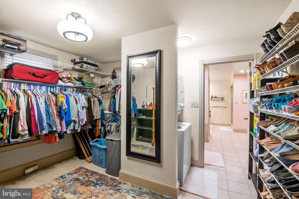 Interior, Walk-in Closets