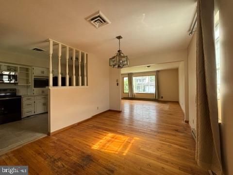 Empty room, Interior, Kitchen, Pendant Lights, Wood Texture Flooring