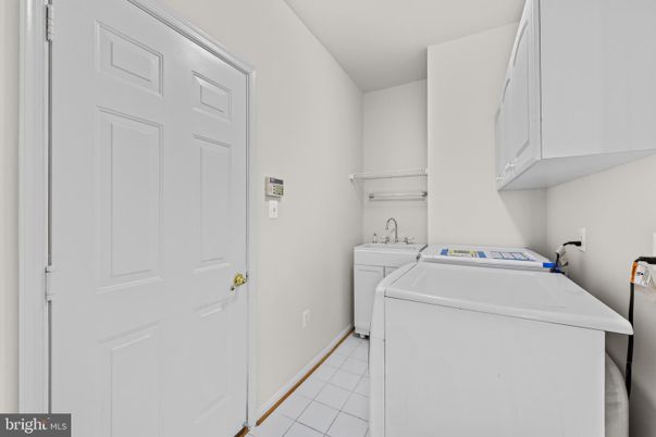 Interior, Washer