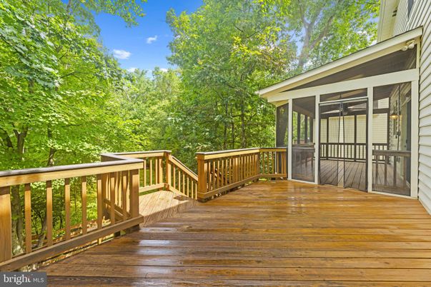 Exterior, Wood Texture Flooring
