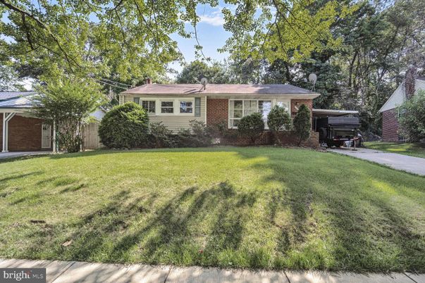 Backyard, Exterior, Facade, Brick Facade, Split Level