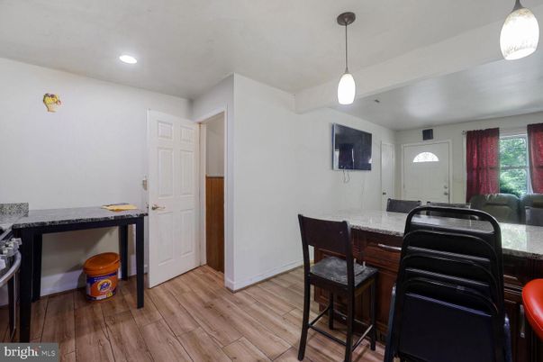 Dining room, Interior, Pendant Lights, Recessed Lighting, Wood Texture Flooring