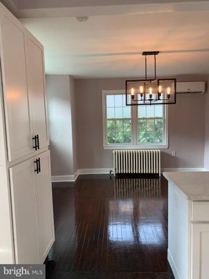 Chandelier, Interior, Wood Texture Flooring