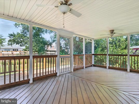 Interior, Sun Room, Wood Texture Flooring