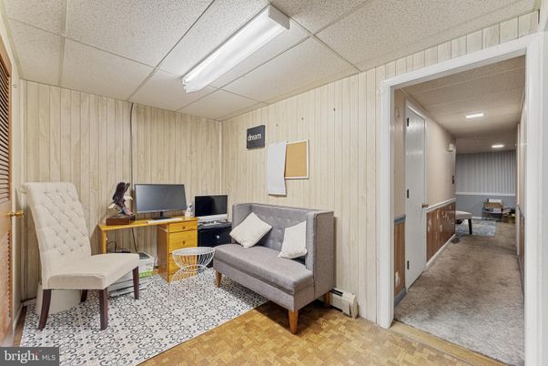 Home Office, Interior, Recessed Lighting, Wood Texture Flooring
