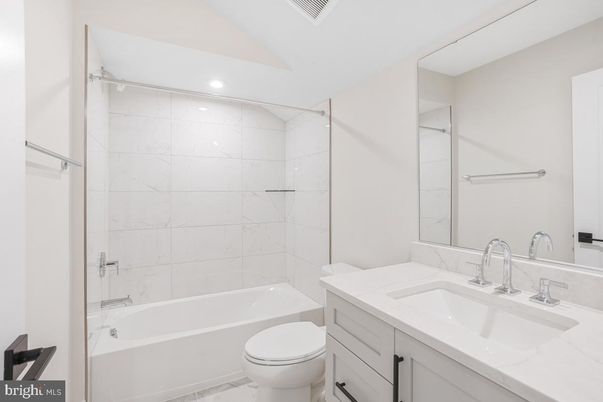 Bathroom, Interior, Marble Walls, Recessed Lighting