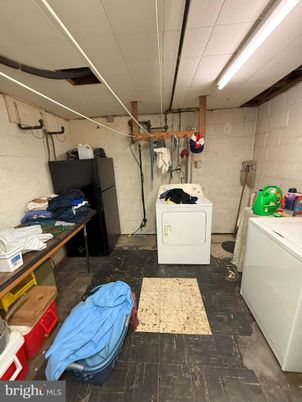 Interior, Washer