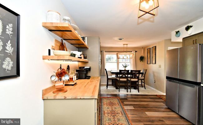 Dining room, Interior, Kitchen, Pendant Lights, Wood Texture Flooring