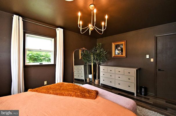 Bedroom, Chandelier, Interior