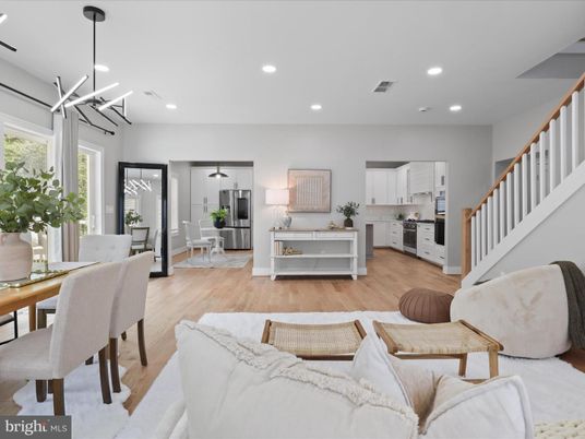 Dining room, Interior, Kitchen, Living room, Pendant Lights, Recessed Lighting, Wood Texture Flooring