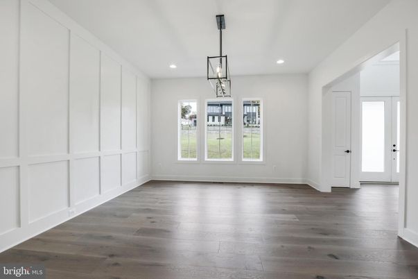 Empty room, Interior, Pendant Lights, Recessed Lighting, Wood Texture Flooring