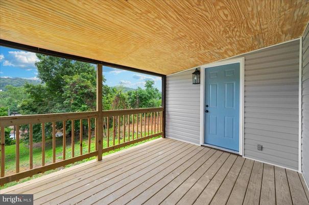 Exterior, Wood Texture Flooring