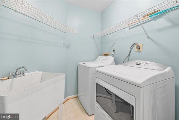 Interior, Washer