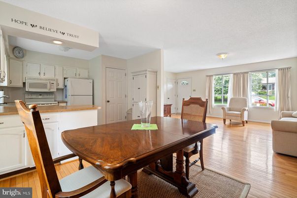 Dining room, Interior, Kitchen, Recessed Lighting, Wood Texture Flooring