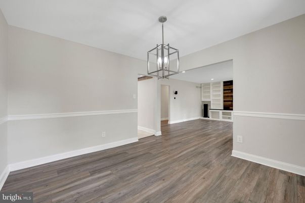 Empty room, Interior, Pendant Lights, Recessed Lighting, Wood Texture Flooring