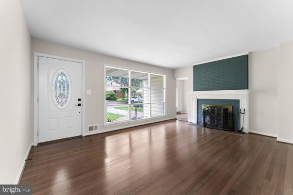 Empty room, Fireplace, Interior, Wood Texture Flooring