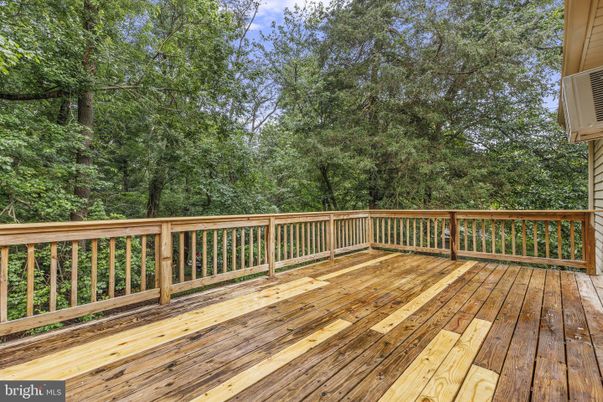 Exterior, Wood Texture Flooring