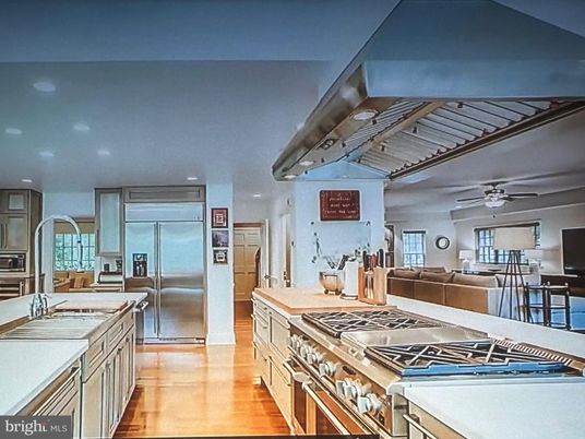 Interior, Kitchen, Living room, Recessed Lighting, Stainless Steel Appliances, Wood Texture Flooring