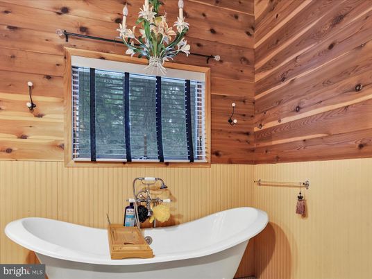 Bathroom, Free Standing Baths, Interior, Wooden Ceilings, Wooden Walls