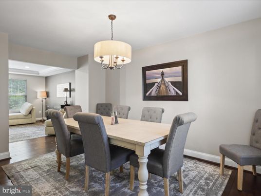 Chandelier, Dining room, Interior, Living room, Recessed Lighting, Wood Texture Flooring