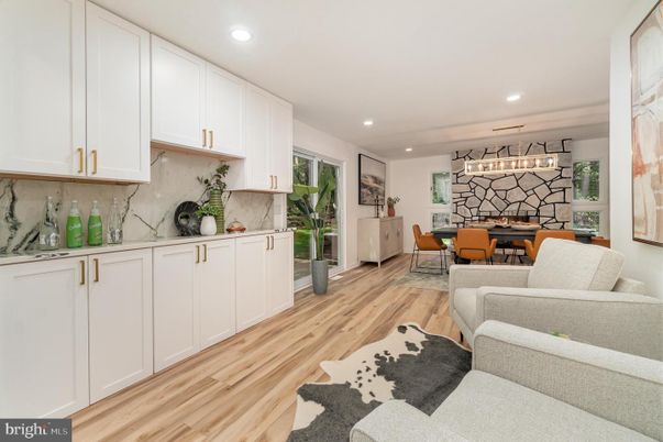 Dining room, Interior, Living room, Pendant Lights, Recessed Lighting, Wood Texture Flooring