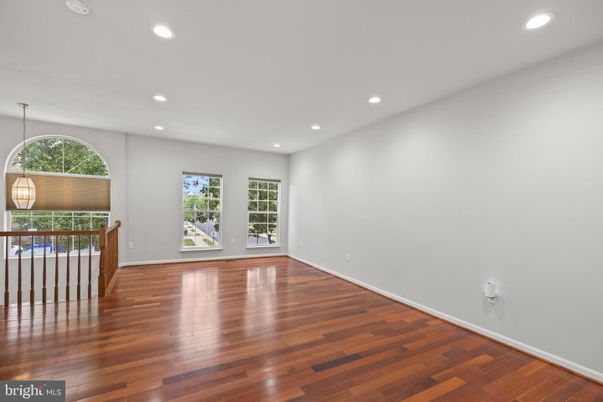 Empty room, Interior, Pendant Lights, Recessed Lighting, Wood Texture Flooring