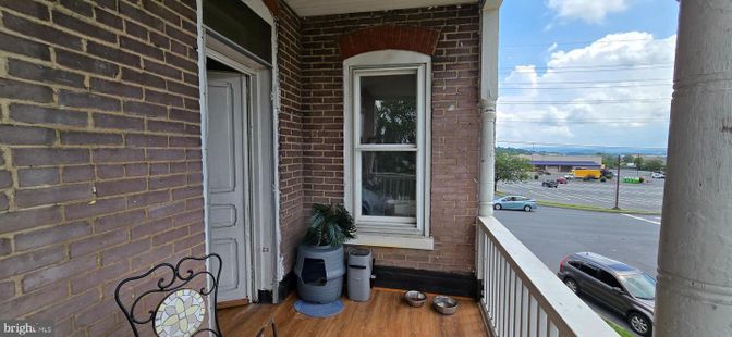 Exterior, Water