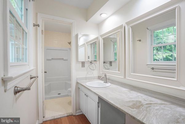 Bathroom, Interior, Recessed Lighting, Wood Texture Flooring