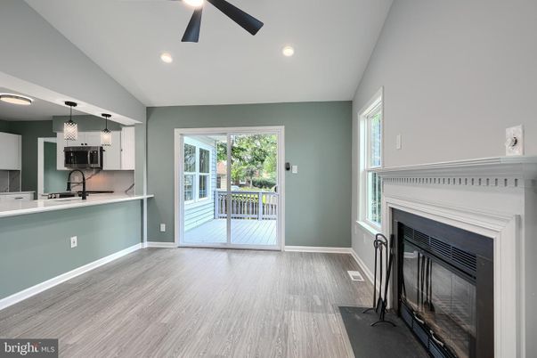 Fireplace, Interior, Kitchen, Pendant Lights, Recessed Lighting, Wood Texture Flooring