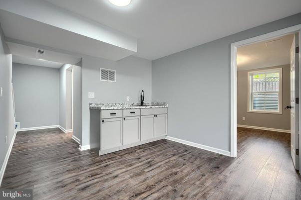 Empty room, Interior, Kitchen, Recessed Lighting, Wood Texture Flooring
