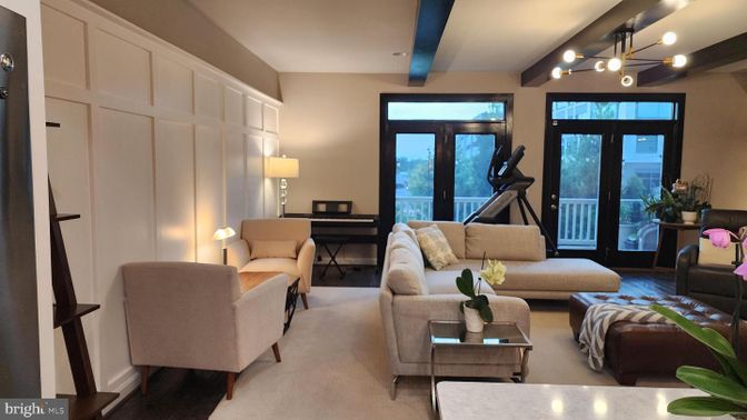 Fitness Equipment, Interior, Living room, Recessed Lighting