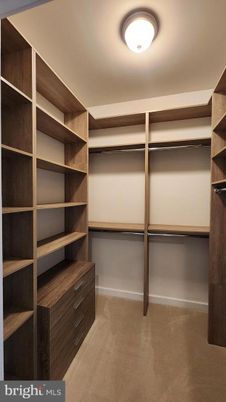 Interior, Walk-in Closets