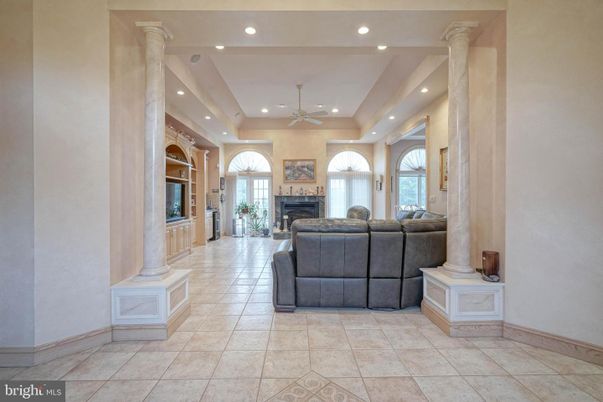 Fireplace, Interior, Living room, Recessed Lighting