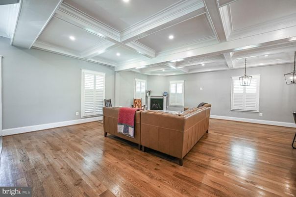 Fireplace, Interior, Living room, Pendant Lights, Recessed Lighting, Wood Texture Flooring