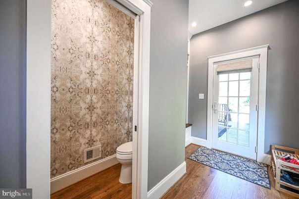 Bathroom, Interior, Recessed Lighting, Wood Texture Flooring