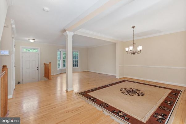 Chandelier, Empty room, Interior, Wood Texture Flooring