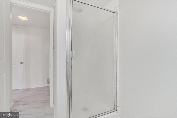 Interior, Marble, Recessed Lighting