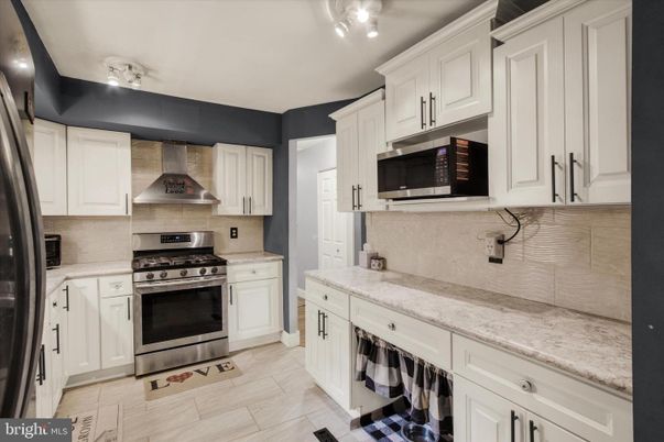 Interior, Kitchen, Stainless Steel Appliances