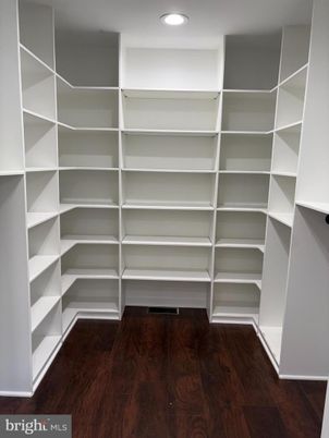 Interior, Recessed Lighting, Walk-in Closets, Wood Texture Flooring