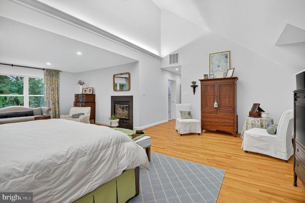 Bedroom, Fireplace, Interior, Recessed Lighting, Wood Texture Flooring