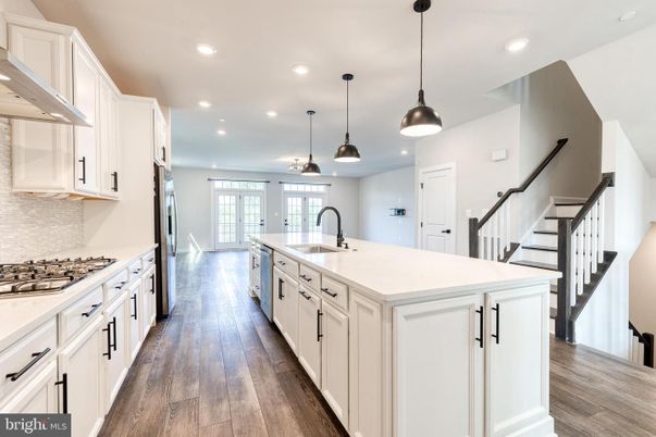 Interior, Kitchen, Pendant Lights, Recessed Lighting, Wood Texture Flooring