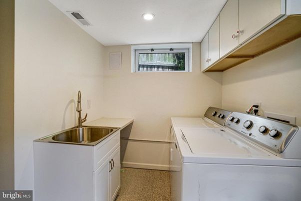 Interior, Recessed Lighting, Washer