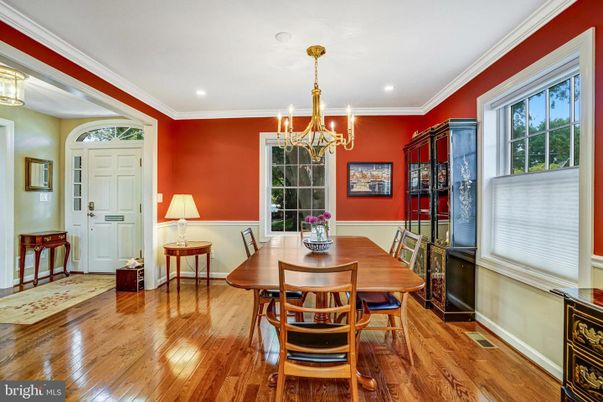 Chandelier, Dining room, Interior, Recessed Lighting, Wood Texture Flooring