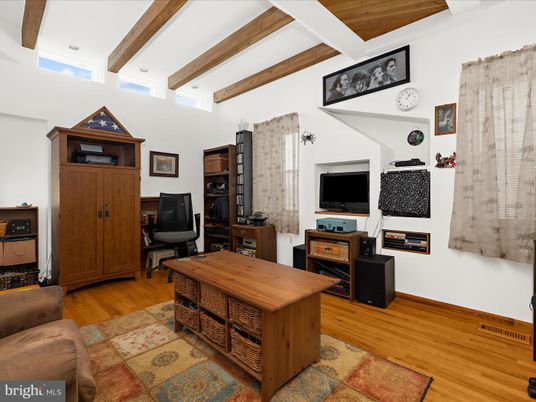Home Office, Interior, Recessed Lighting, Wooden Beams, Wood Texture Flooring