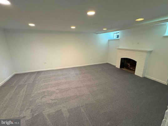 Empty room, Fireplace, Interior, Recessed Lighting