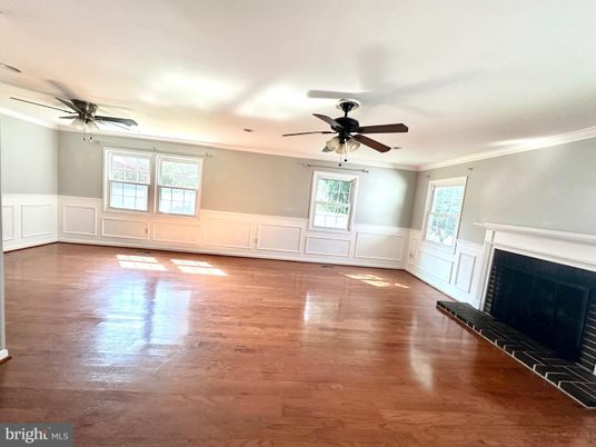 Empty room, Fireplace, Interior, Wood Texture Flooring