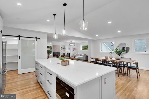 Dining room, Interior, Kitchen, Pendant Lights, Recessed Lighting, Wood Texture Flooring